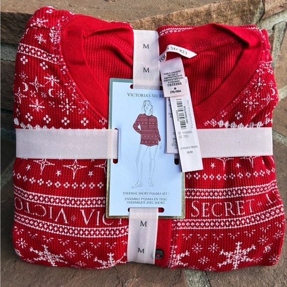 Victoria’s Secret Thermal Pajama Set Women’s M Red Fair Isle Top & Shorts - Picture 2 of 4